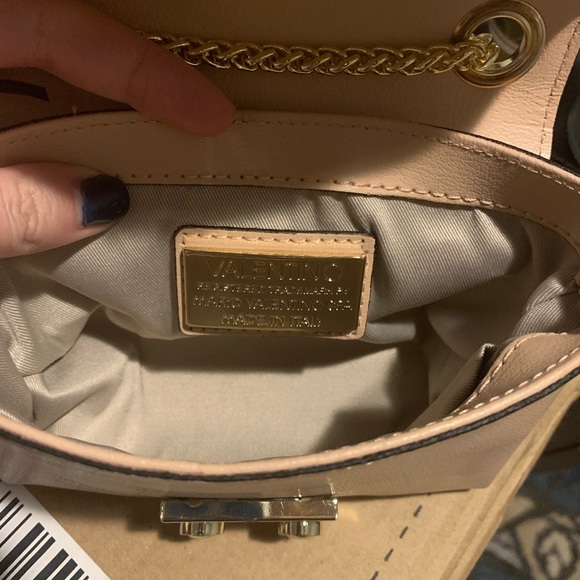 ***SOLD*** VALENTINO Crossbody - Picture 4 of 5